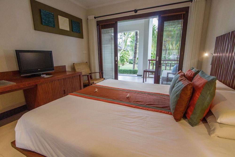 BLUE OCEAN RESORT photo 2