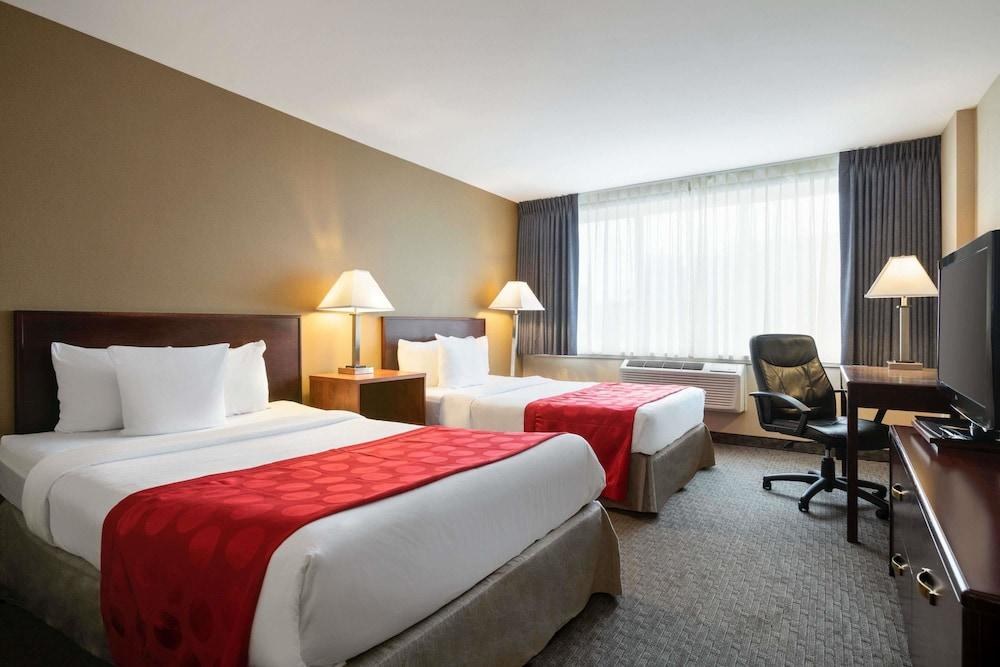 RAMADA PLAZA BY WYNDHAM MONTREAL (HT) photo 4