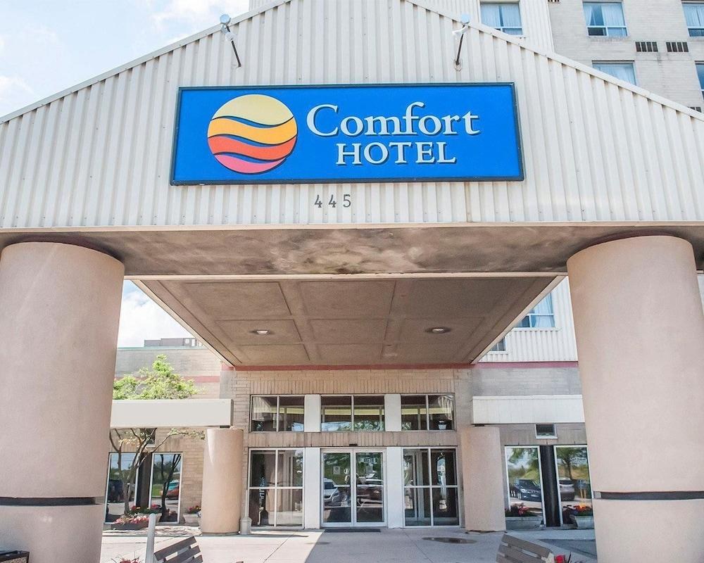 *COMFORT HOTEL AIRPORT N TORONTO photo 3