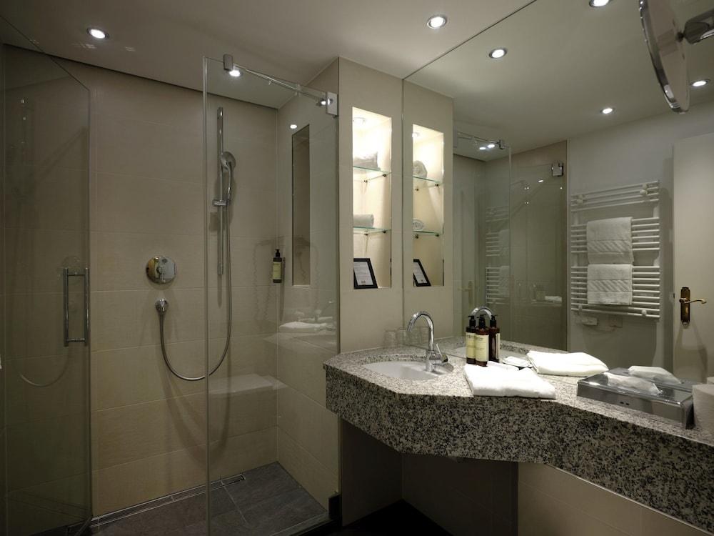 VILLA CARLTON photo 3