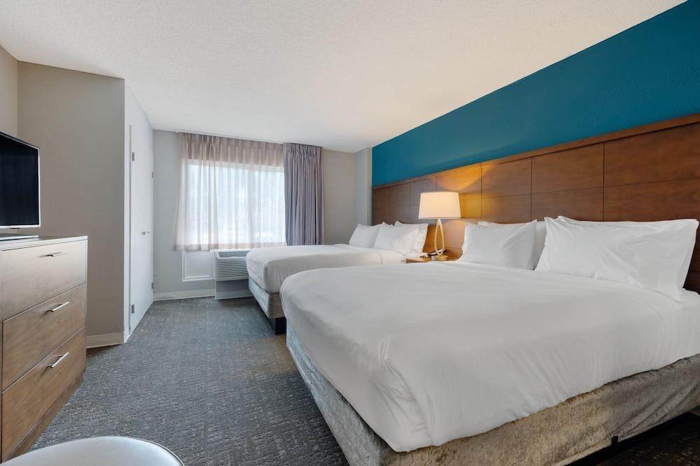 Staybridge Suites Orlando Royale Parc Suites. photo 4
