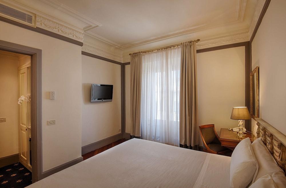 NH FIRENZE ANGLO AMERICAN photo 4