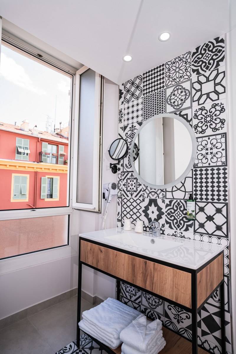 HOTEL UNIVERS photo 4