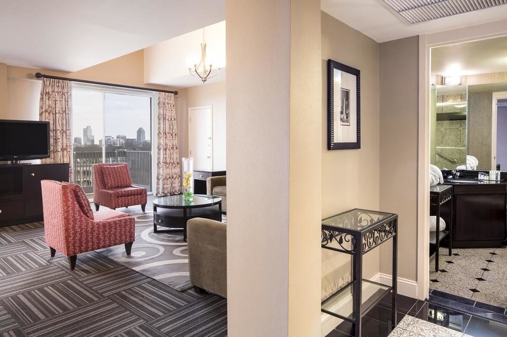 DOUBLETREE BY HILTON HOTEL RALEIGH - BROWNSTONE - UNIVERSITY