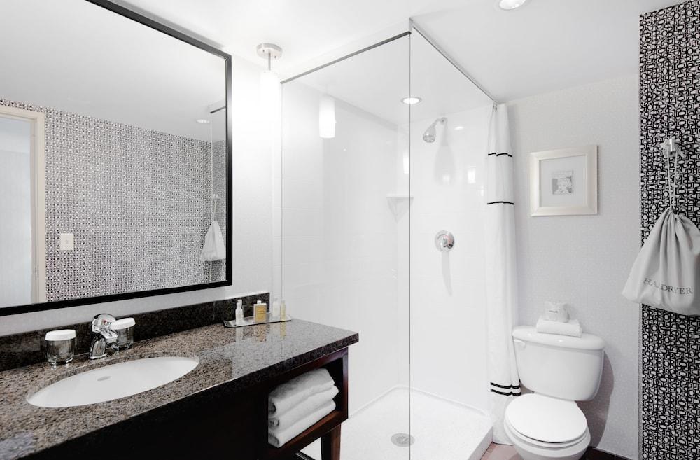 the Curtis Denver - a DoubleTree by Hilton Hotel photo 2