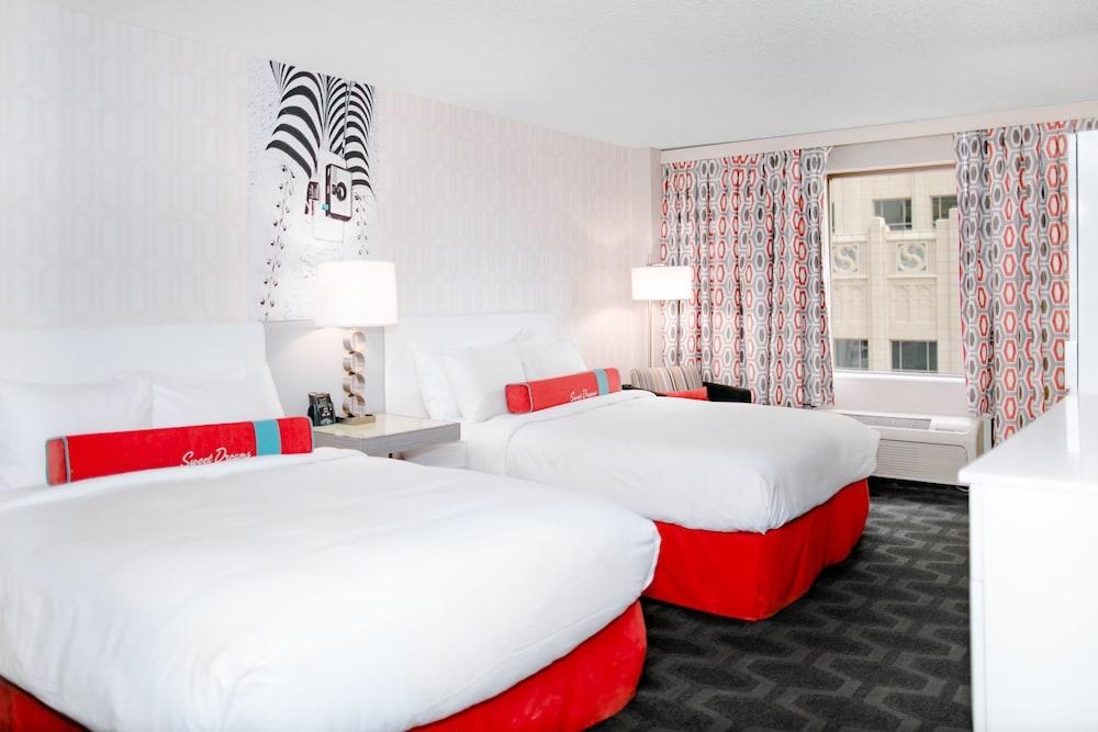 the Curtis Denver - a DoubleTree by Hilton Hotel photo 3