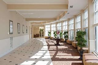 Hilton Garden Inn Grand Forks-UND photo 2