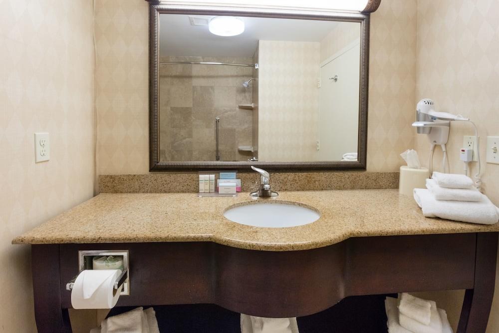 Hampton Inn & Suites Jacksonville-Airport photo 4