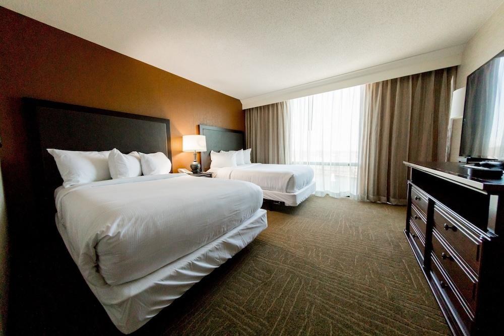 HILTON LEXINGTON SUITES photo 4