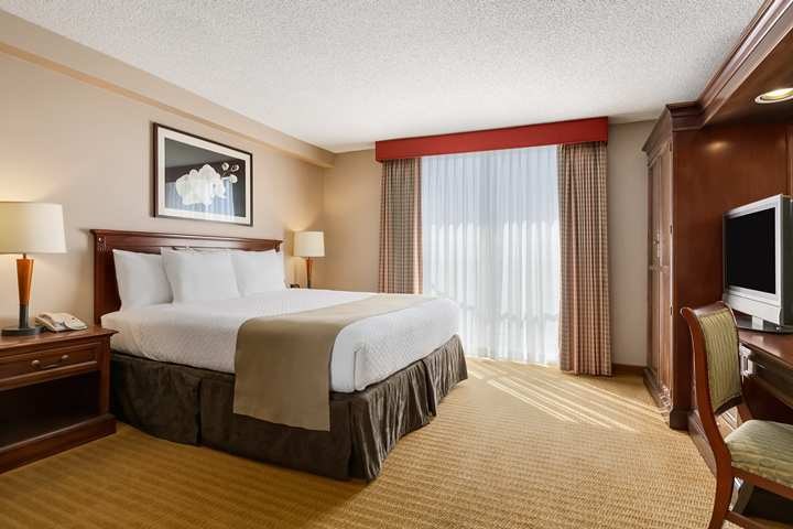 Embassy Suites by Hilton San Francisco Airport photo 2