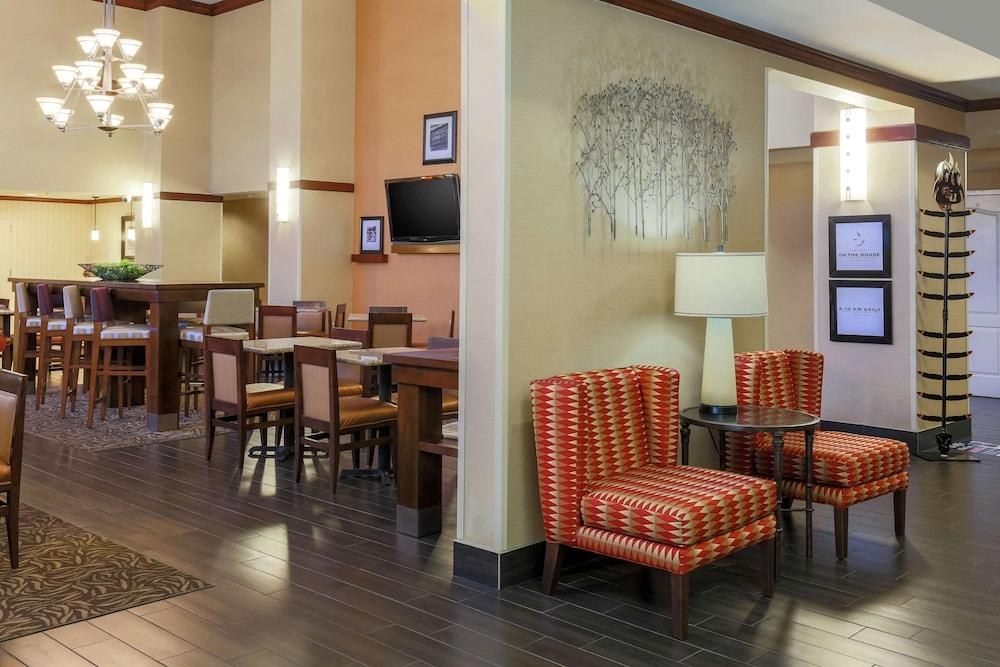 Hampton Inn & Suites Tallahassee I-10-Thomasville Rd photo 4