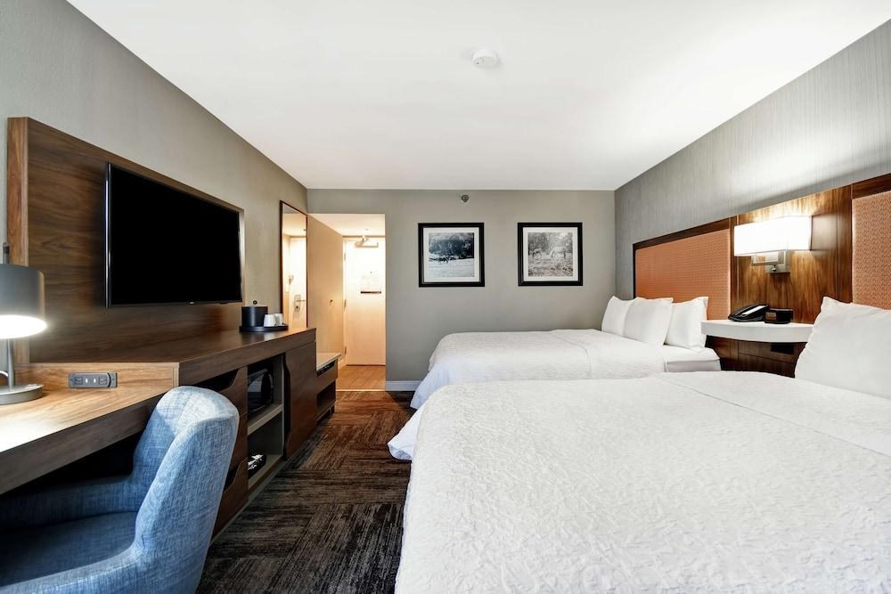 Hampton Inn I-75 Lexington/Hamburg Area photo 2
