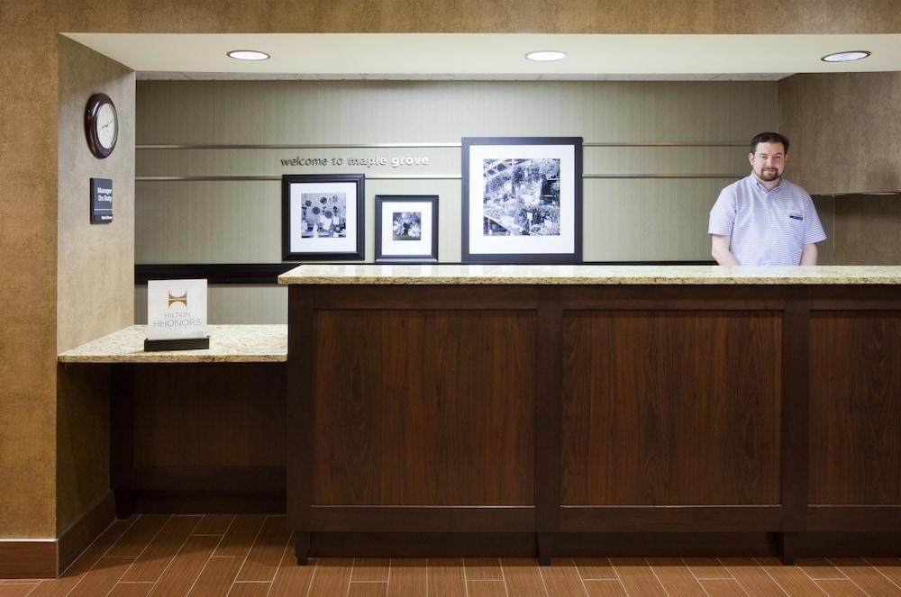 Hampton Inn Minneapolis NW Maple Grove photo 2