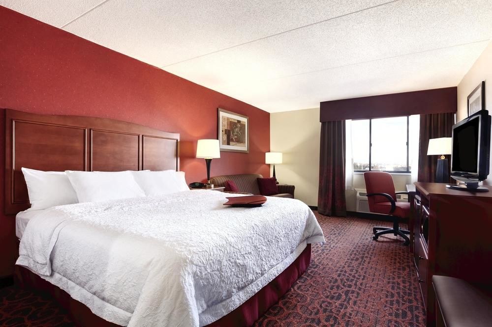 Hampton Inn Frederick photo 1