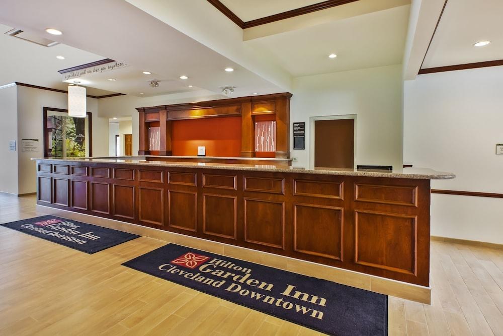 Hilton Garden Inn Cleveland Downtown photo 2