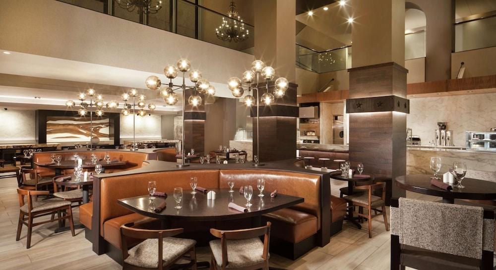 Hilton Fort Worth photo 3