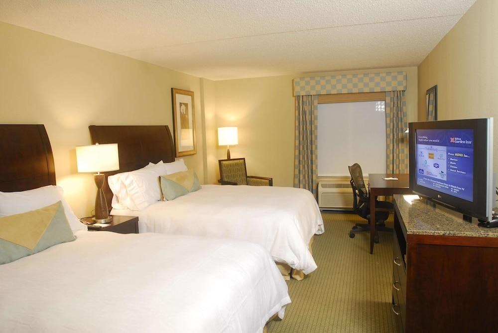 Hilton Garden Inn Frederick photo 3