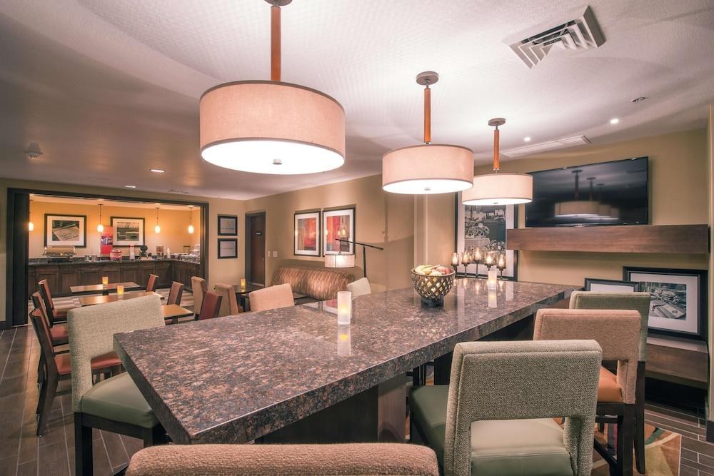 Hampton Inn Phoenix-Airport North photo 4