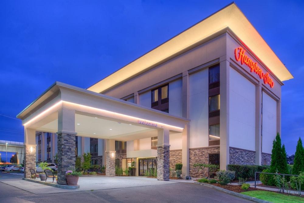 Hampton Inn Seattle-Airport photo 2
