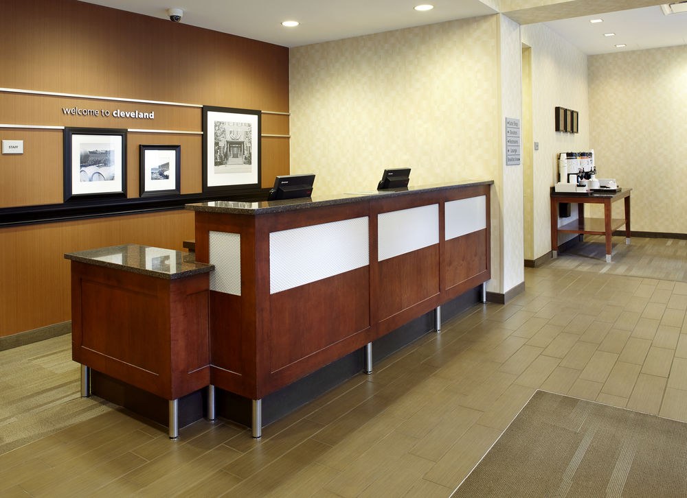 Hampton Inn Cleveland-Downtown photo 1
