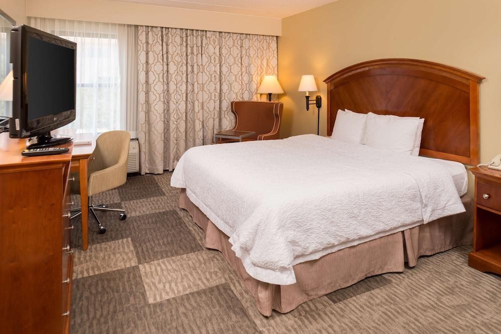Hampton Inn San Antonio Stone Oak photo 3