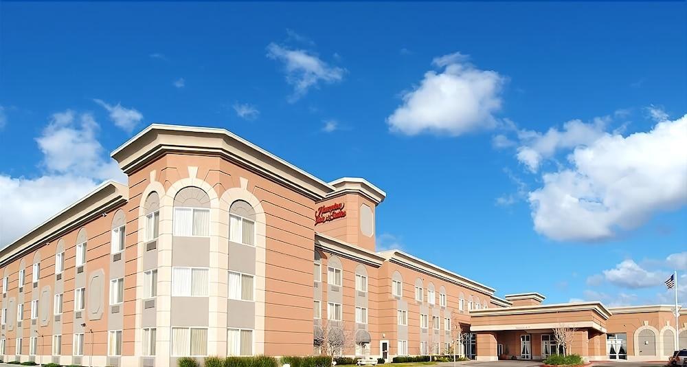 Hampton Inn & Suites Salt Lake City Airport photo 2