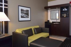Hampton Inn & Suites San Francisco-Burlingame-Airport South photo 1