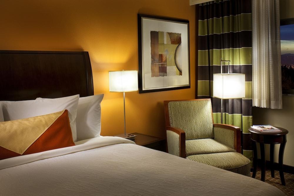 Hilton Garden Inn Denver/Cherry Creek photo 4