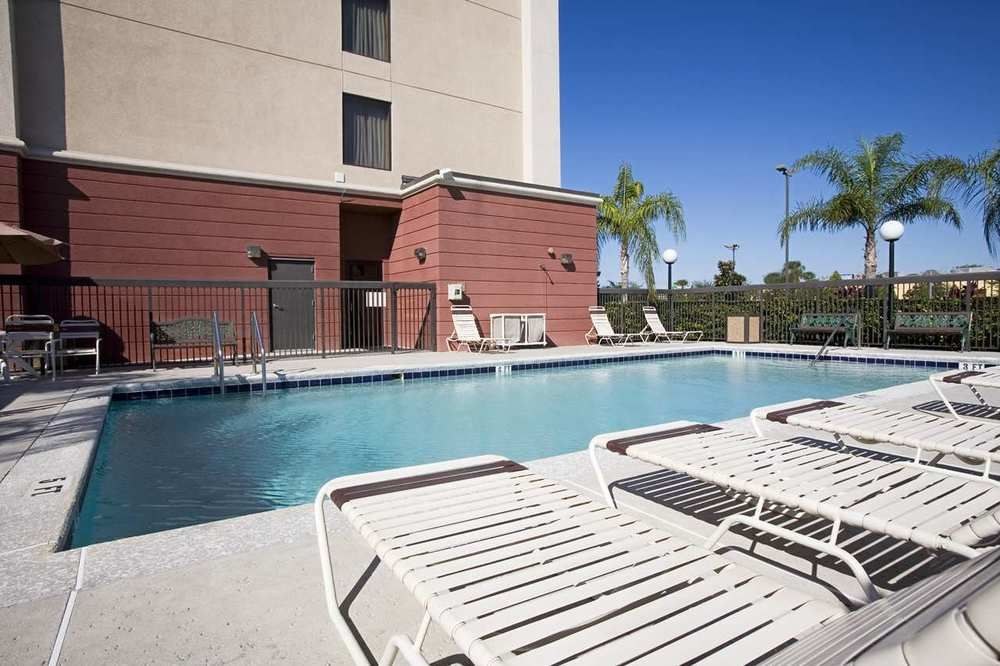 Hampton Inn & Suites Orlando Intl Dr N photo 1