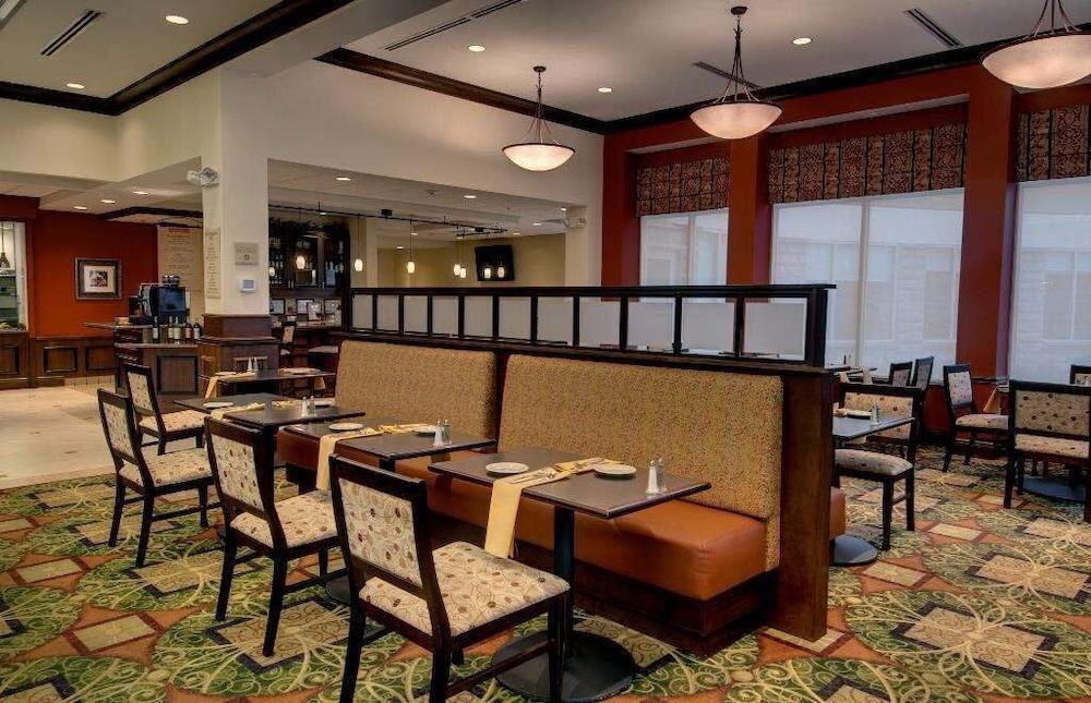 Hilton Garden Inn Cleveland East/Mayfield Village photo 2