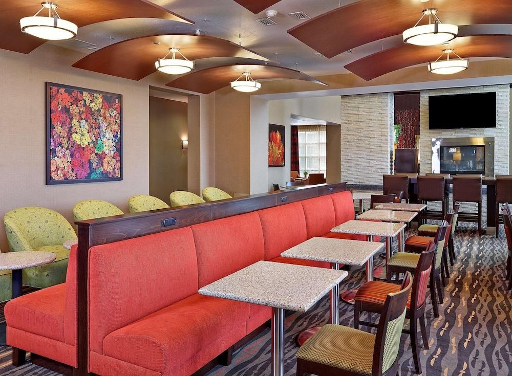 Homewood Suites by Hilton Calgary-Airport photo 3