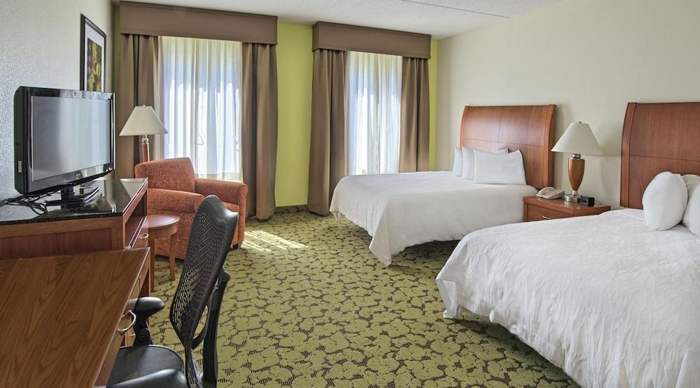 Hilton Garden Inn Huntsville/Space Center photo 2