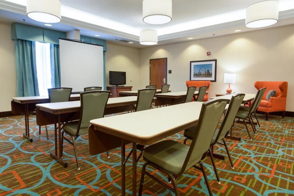 Hampton Inn St. Louis Southwest photo 1