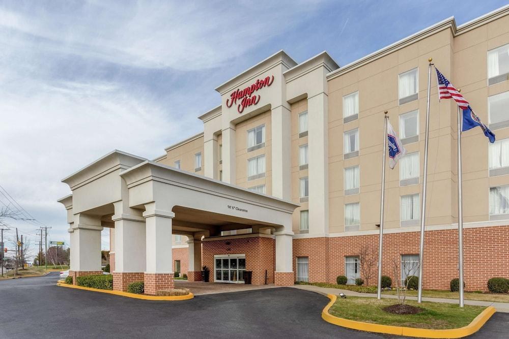 Hampton Inn Richmond - South photo 3