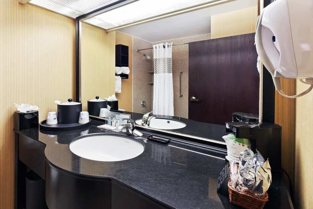 HAMPTON INN PLANO-NORTH DALLAS photo 1