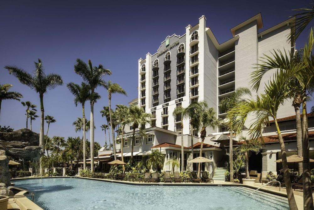Embassy Suites by Hilton Fort Lauderdale 17th Street photo 4