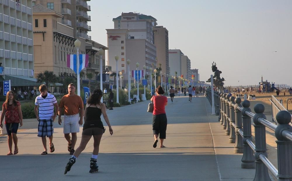 Hampton Inn Virginia Beach-Oceanfront North photo 1