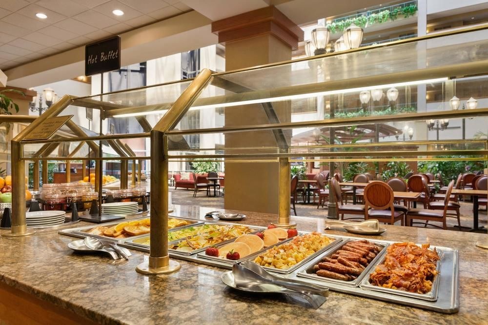 Embassy Suites by Hilton Charleston Airport Convention Ctr