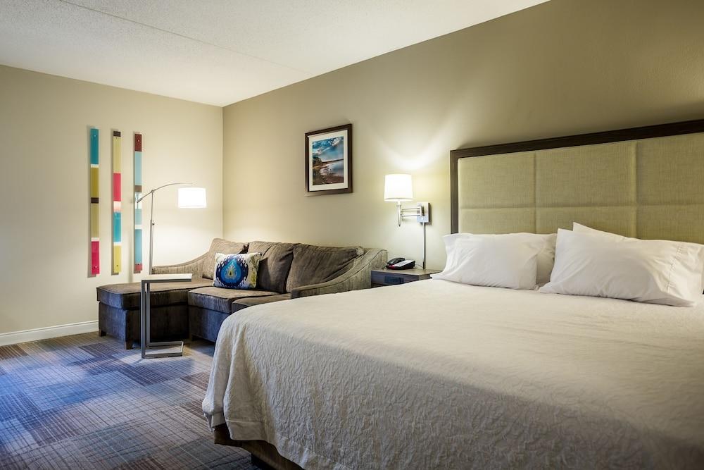 Hampton Inn Somerset, KY photo 2