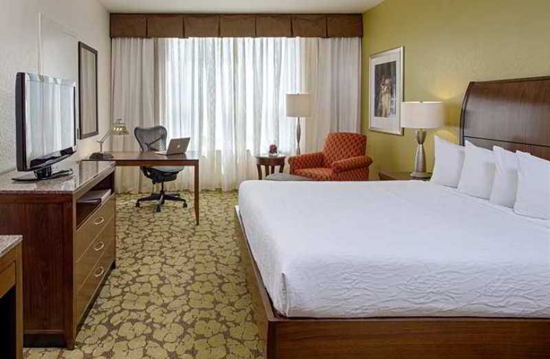 Hilton Garden Inn New Orleans French Quarter/CBD photo 3