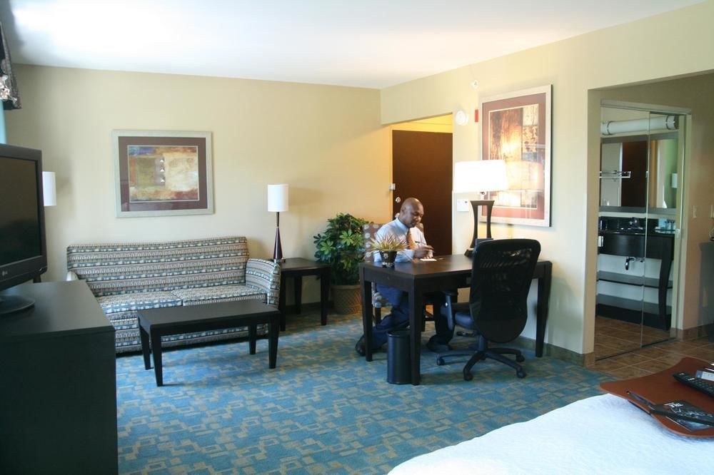 Hampton Inn & Suites Jacksonville - Beach Blvd/Mayo Clinic