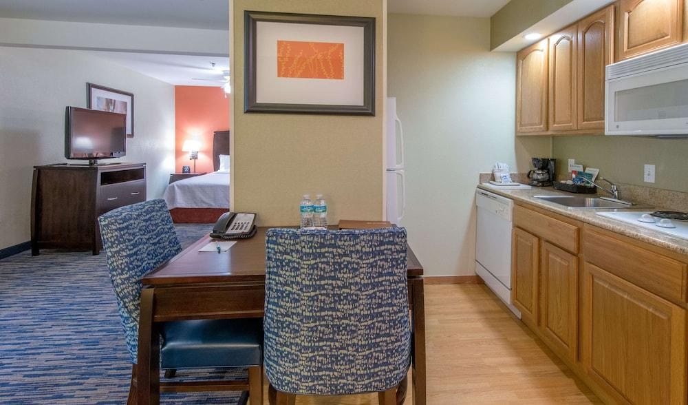 Homewood Suites by Hilton Sarasota photo 2