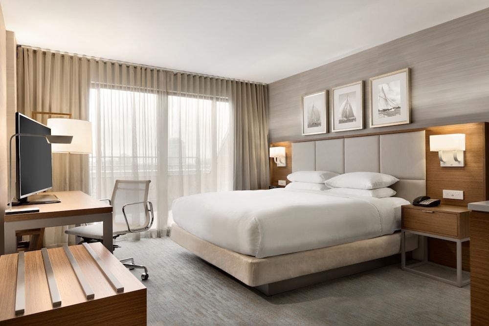 DoubleTree Suites by Hilton Boston - Cambridge photo 2