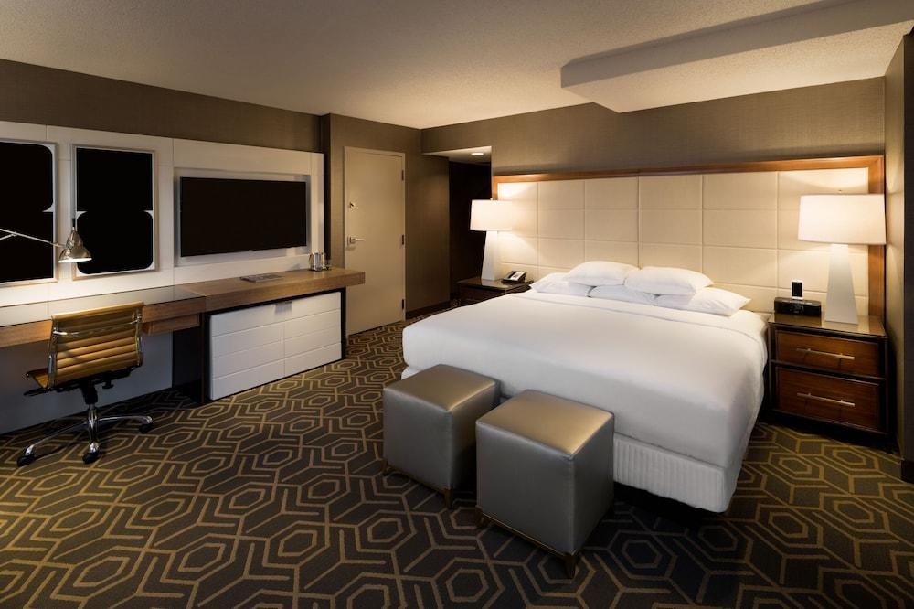DoubleTree by Hilton Dallas - Campbell Centre photo 4