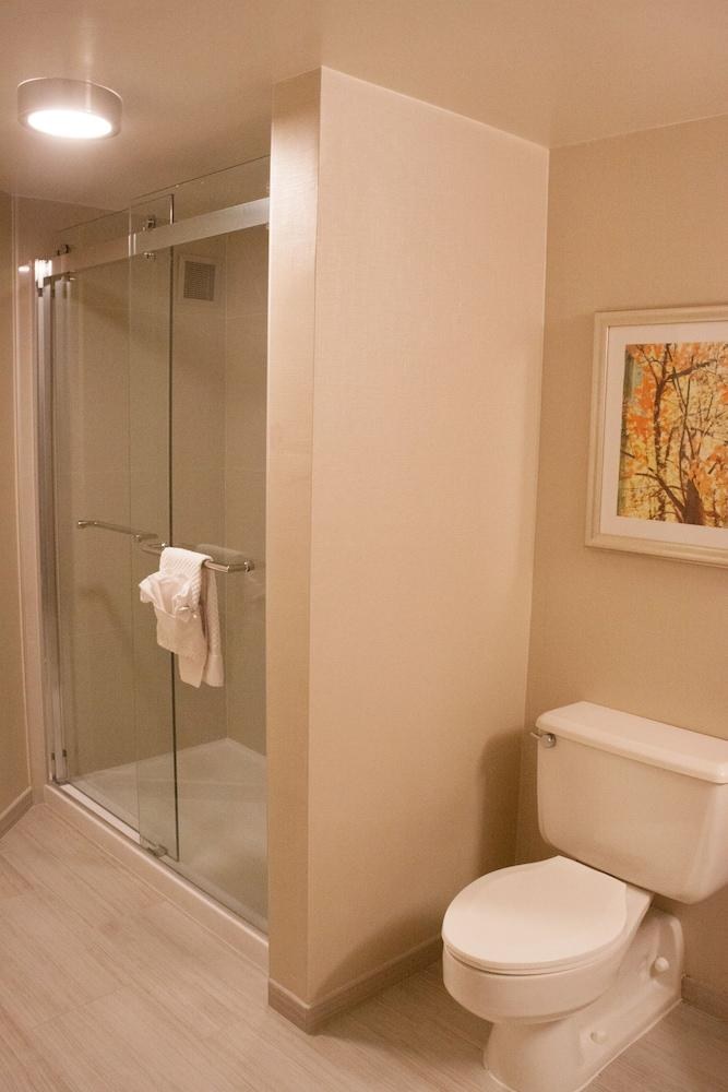 DoubleTree by Hilton Kansas City - Overland Park photo 4