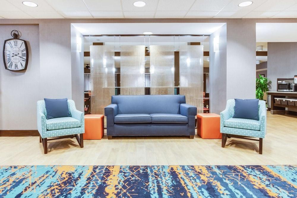 Hampton Inn Orlando International Drive/Convention Center photo 3