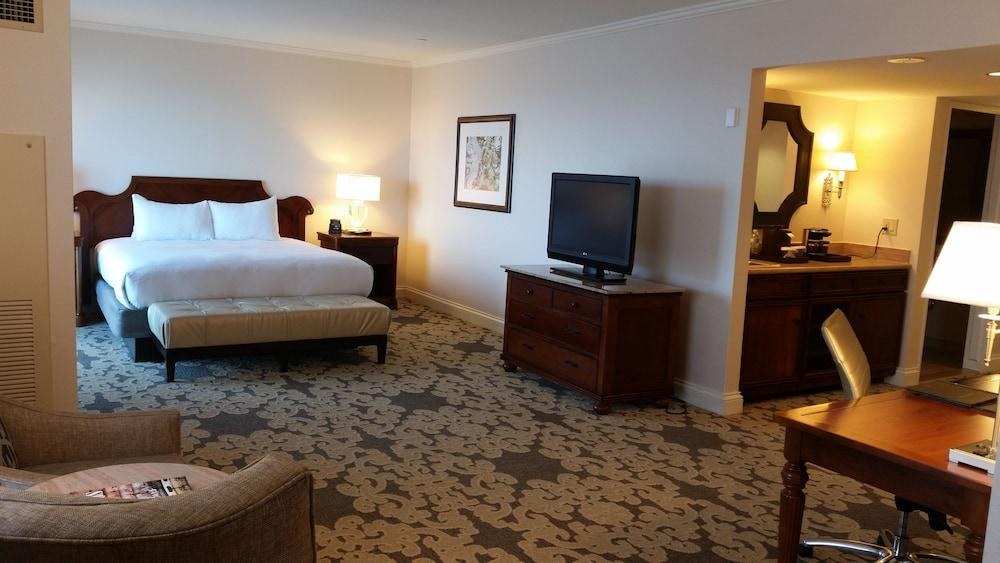 Hilton New Orleans Riverside photo 2