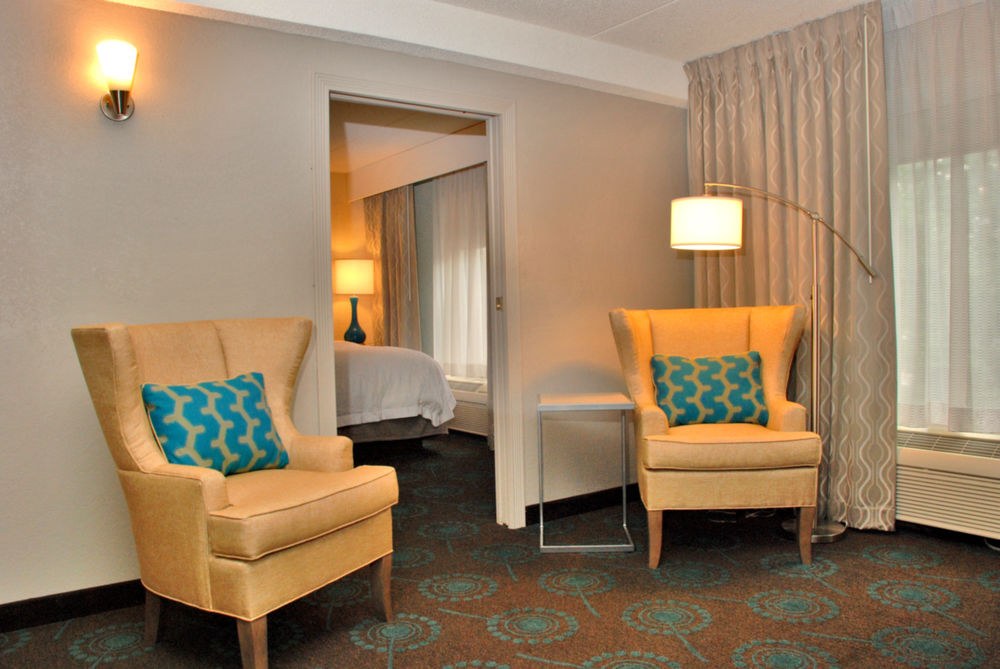 Hampton Inn Bloomington photo 1