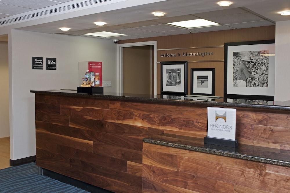 Hampton Inn Bloomington photo 2