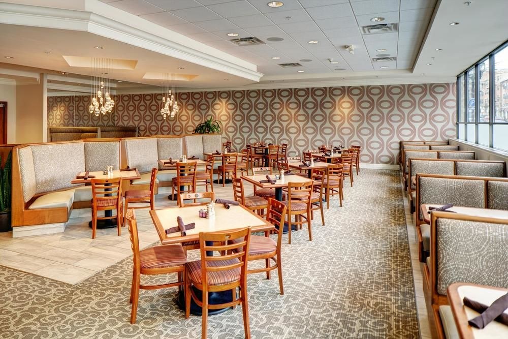 DoubleTree by Hilton Milwaukee Downtown